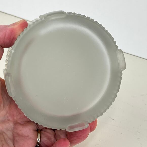 Vintage Ribbed Satin Glass Powder Vanity Jar Trinket Box - Picture 4 of 7